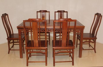 做餐桌用什么木材好？