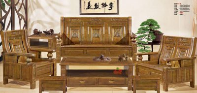 香樟木家具好不好，香樟木家具的優(yōu)缺點(diǎn)